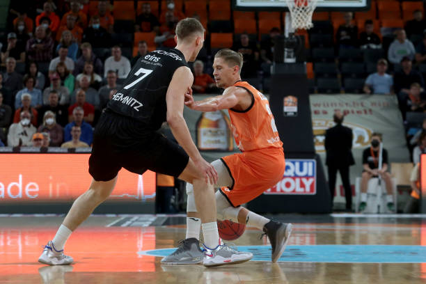 被用作影响 被用作影响